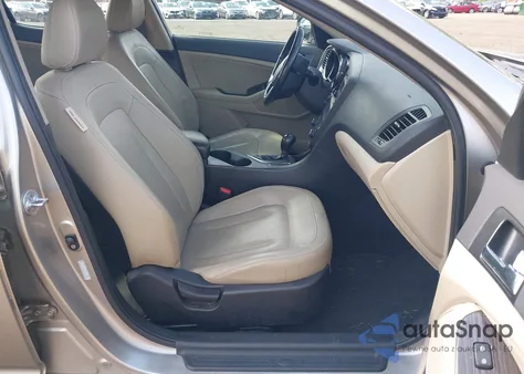 2011 Kia Optima Ex/Sx из США, поврежденный, VIN KNAGN4A61B5143424